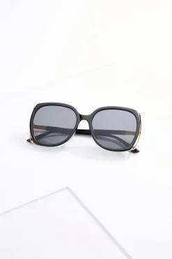 Black Square Sunglasses
