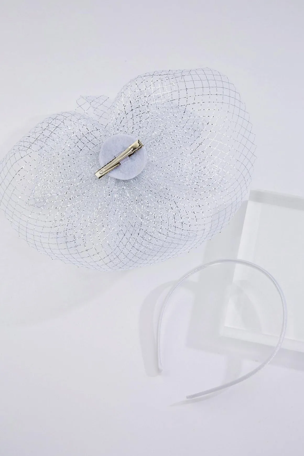 Criss Cross Pearl Bow Fascinator