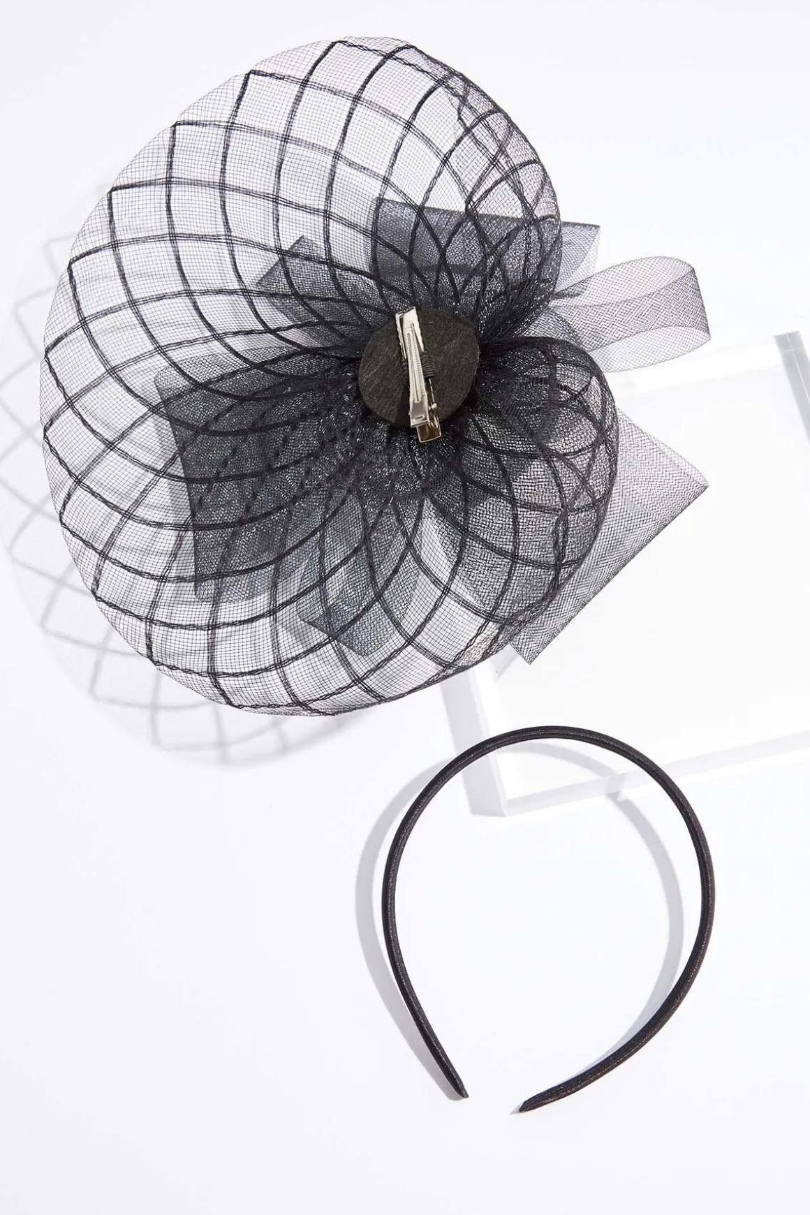Criss Cross Pearl Bow Fascinator