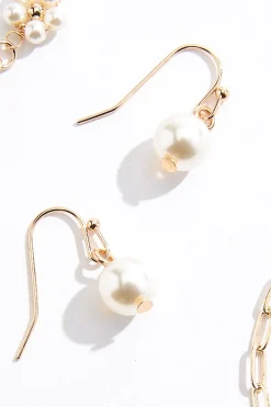 Dainty Pearl Flower Necklace Set
