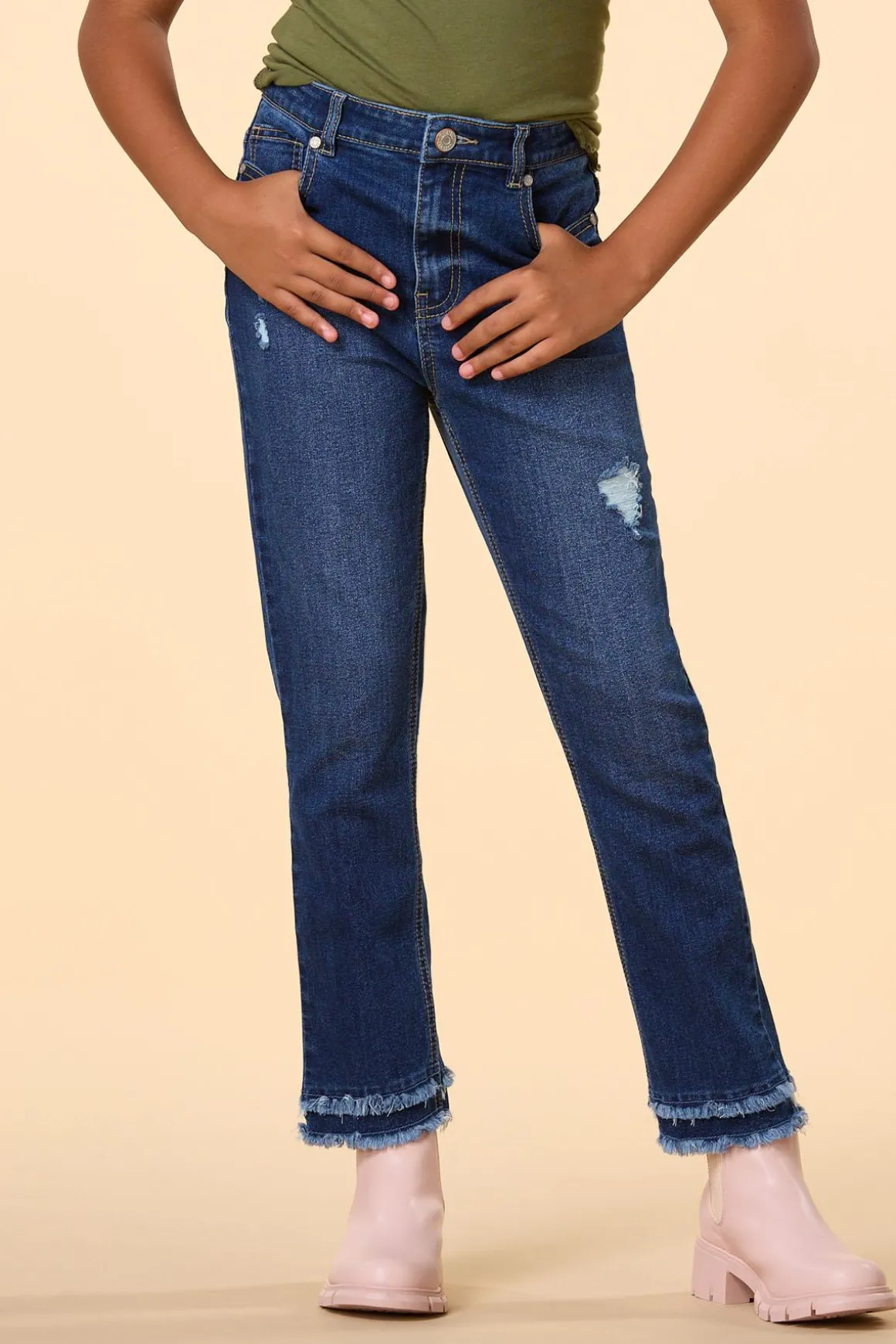 Girls Frayed Straight Leg Jeans