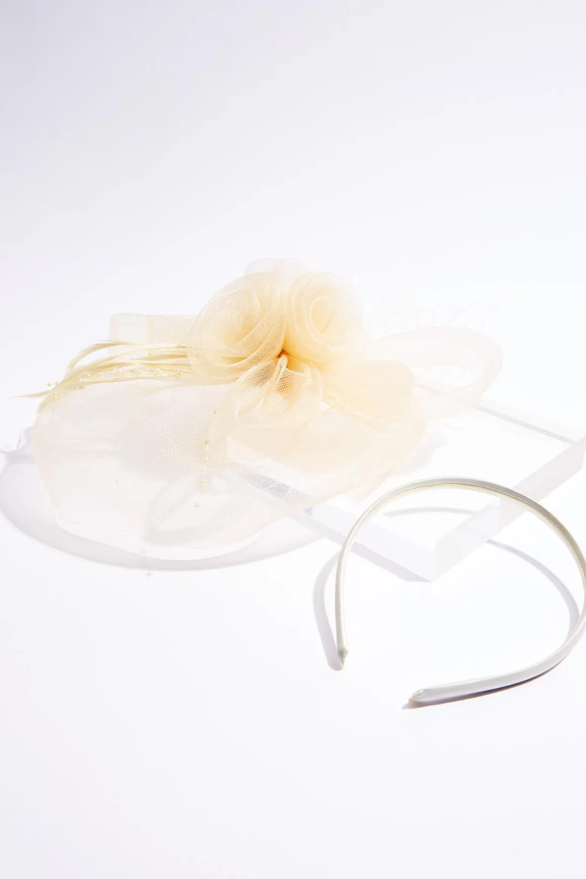 Mesh Flower Feather Veil Fascinator