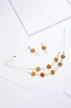 Mod Wood Flower Necklace Earring Set