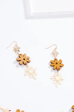 Mod Wood Flower Necklace Earring Set