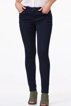 Petite The Perfect Jean - Jeggings