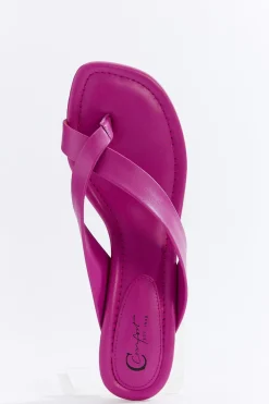 Toe Loop Low Heel Sandals